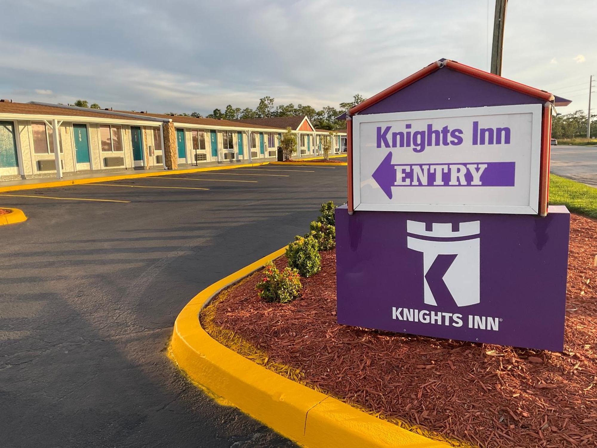 Knights Inn Пунта Горда Екстериор снимка
